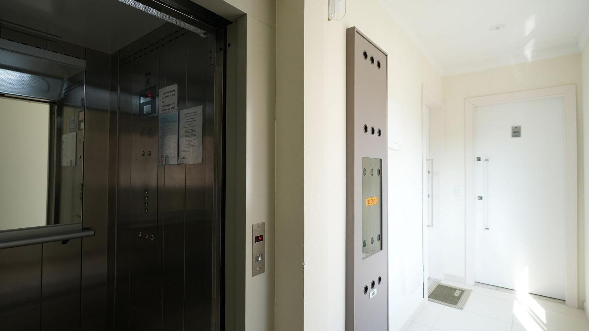 Edificio Costa Mar - Centro De Bombinhas Lejlighed Eksteriør billede